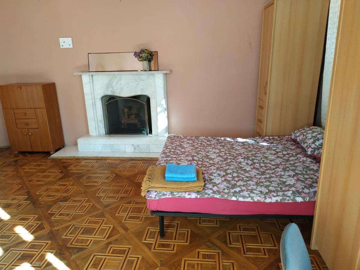 Кімната В Серці Львова Leopoli Esterno foto