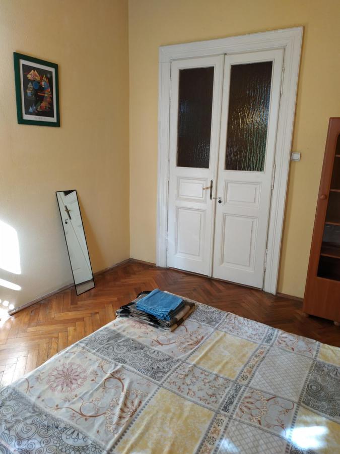 Кімната В Серці Львова Leopoli Esterno foto